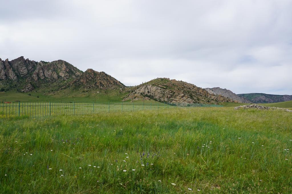 My Mongolia Eco Ger Camp Hotel Nalayh Exterior photo